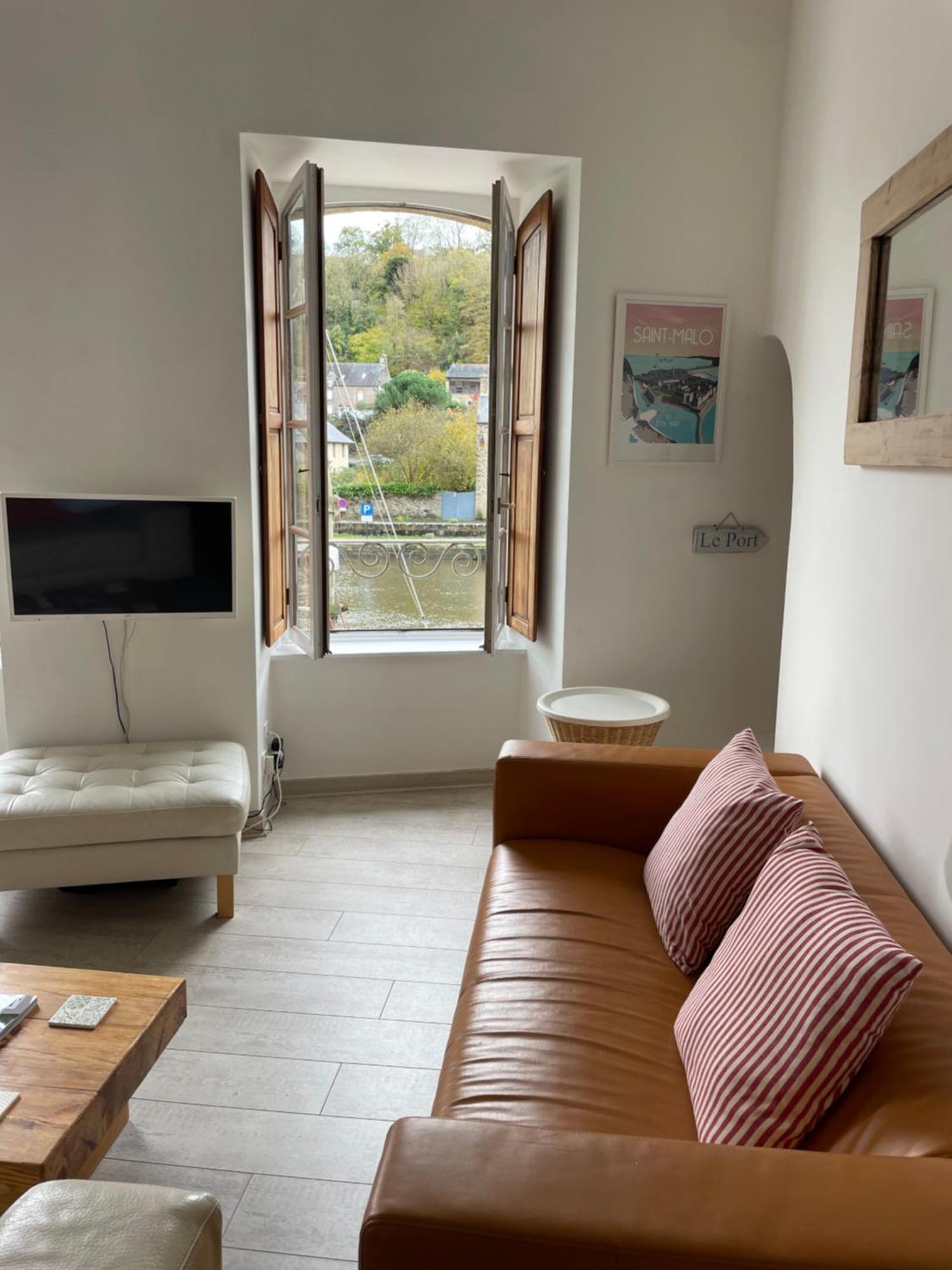 Appartement Au Port Dinan Eksteriør billede