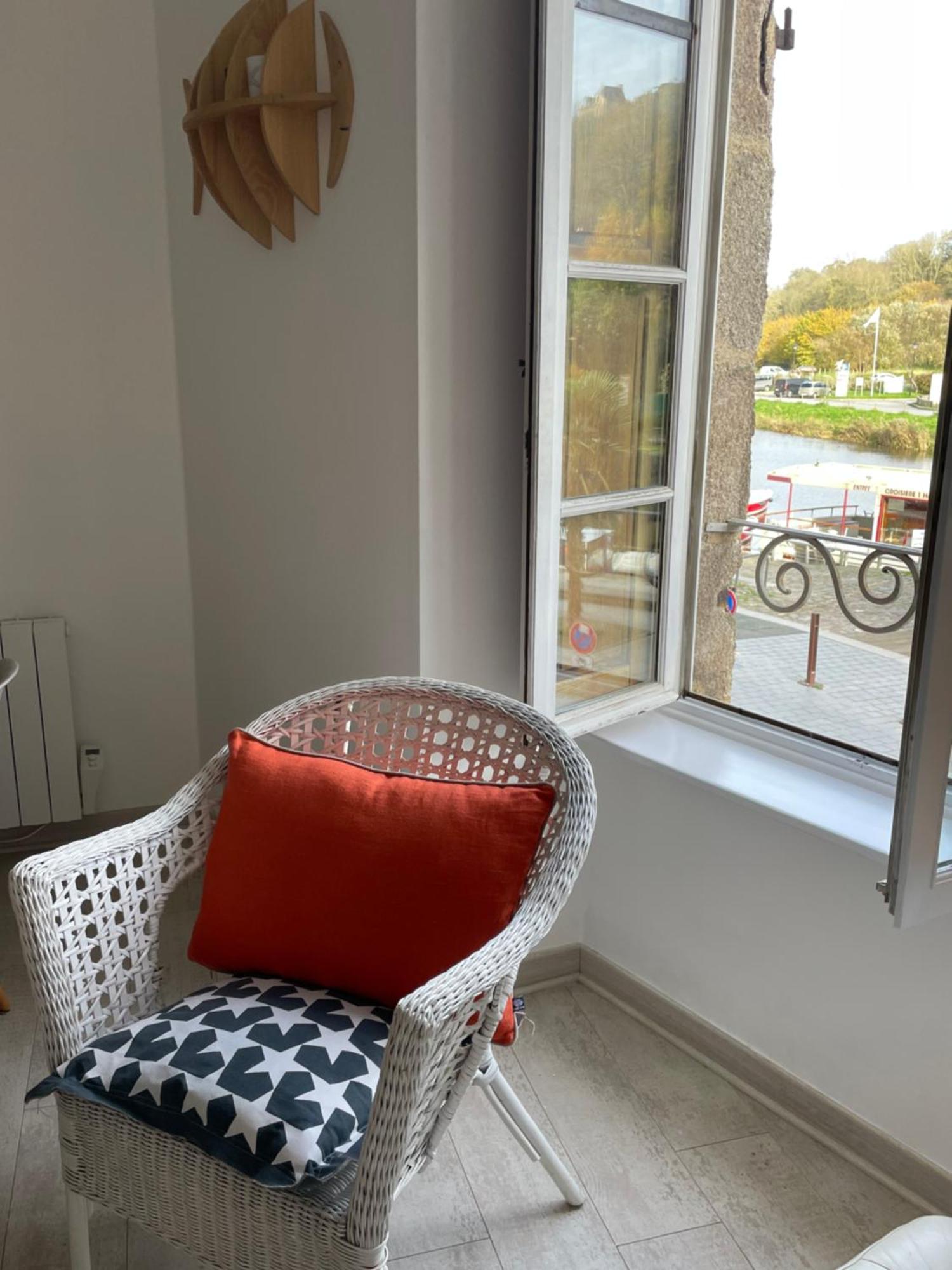 Appartement Au Port Dinan Eksteriør billede